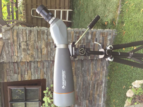Vendo telescopio terrestre marca Celestron Regal 100F-ED completa mente nuevo apenas a sido usado,tambien 02
