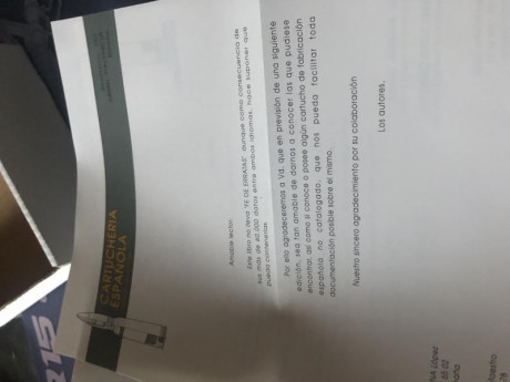 compañeros.
Un amigo me a regalado este fantástico libro que es “la biblia” de  la cartuchería . Y me 10