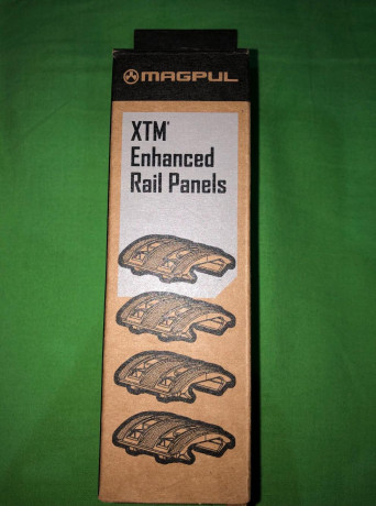 Se venden los siguientes accesorios:
Astra
Grip Mano Ngro 22e
cargador Caza Astra 25e
Fenix
Portalinterna 22