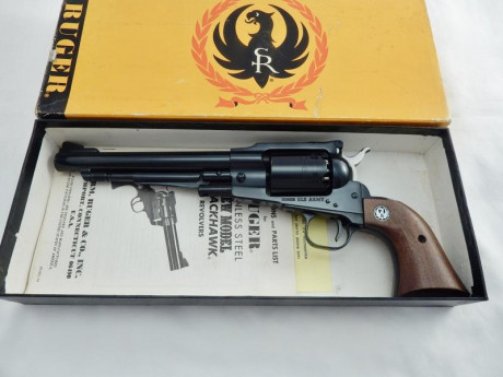 Buenas tardes compis,
Por fin me he decidido y voy a encargar mi primer revolver de avancarga.
Como no 30