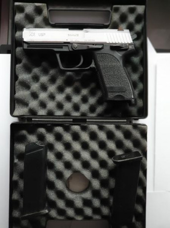 VENDO HK USP 9MM, está en perfecto estado la vendo con dos cargadores y funda para su transporte, muy 02