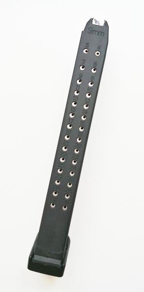 Hola, vendo cargador de 33 cartuchos de capacidad para pistolas Glock de calibre  9x19. El cargador es 02