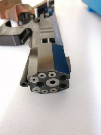 Buenos días a todos por exceso de armas vendo mi MG22E deciros que es una soberana máquina pero he decidido 02