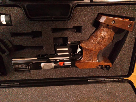 Buenos días , el tema es que vendo mi pardini ,modelo SP22LR fecha de compra 10/07/2017 posibilidad de 02