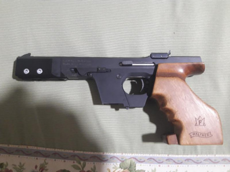 La vendo por haber comprado una walther gsp expert con carro del 22 y 32, no la hubiera vendido si hubiera 01