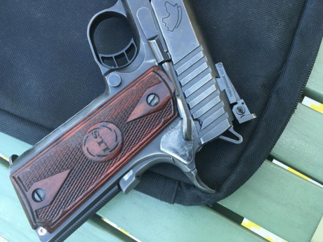 Se vende Sti Trojan en muy buen estado,ideal para competír e pistola 9mm,se puede ver y probar en Barcelona,precio 11