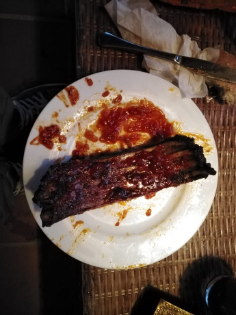 Hoy para comer acelgas hervidas y chuletón de vaca gallega vieja con seis semanas de maduración en cámara 20
