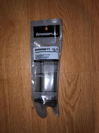 Se venden pack de 3 cargadores Magpul para Glock, precintados, a estrenar y puesto en casa.
69e. 00