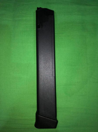 Nuevo a estrenar. Marca Glock , capacidad de 33 tiros. 

Puesto en casa 58e.

Disponibles 7 unidades. 01