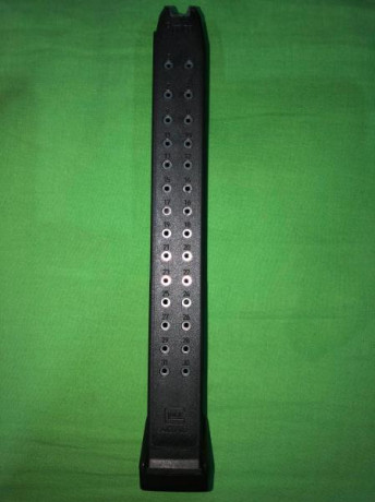 Nuevo a estrenar. Marca Glock , capacidad de 33 tiros. 

Puesto en casa 58e.

Disponibles 7 unidades. 00