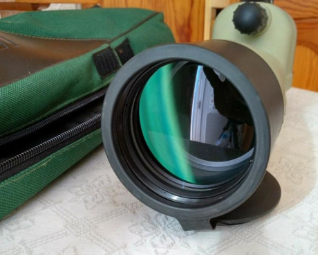 VENDO telescopio NIKON RA II, de 60 mm y ocular de visión a 45ª, intercambiable ZOOM de 15-45X
Cuerpo 00