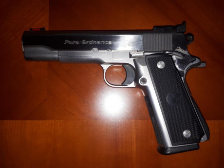 Vendo estas dos armas en perfecto  estado 1080e.Wasap 652674419. 02