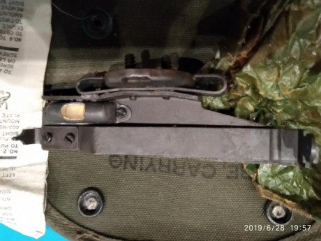 Vendo visor original para la carabina M1, aun con su envoltorio del arsenal e instrucciones de uso. Se 00