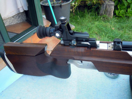 Bueno, para animar el foro un poco, propongo colgar fotos de dianas y arma usada para ello, pudiendo ser 72