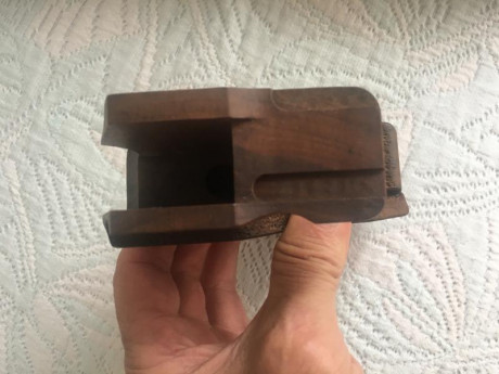 Vendo cacha original de  STEYR LP10 EVO mecanica 
Talla  L  en estado impecable 
 Sin ningun retoque ,ni 11