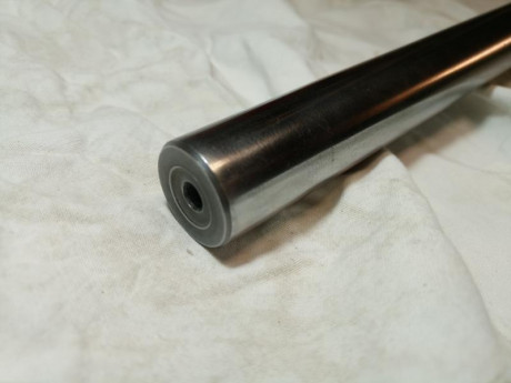  **VENDIDA** 

Pongo a la venta una carabina Remington 22Lr. con cañon  pesado y flutet en inox y cañon 20
