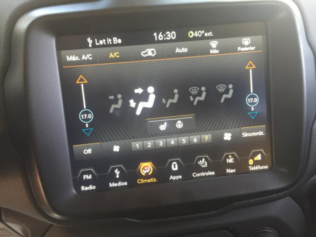 Vendo vehículo recién estrenado, con muchos extras, solo seiscientos km.
Comprado por capricho pero prefiero 11