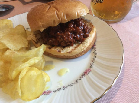 Hoy para comer acelgas hervidas y chuletón de vaca gallega vieja con seis semanas de maduración en cámara 140
