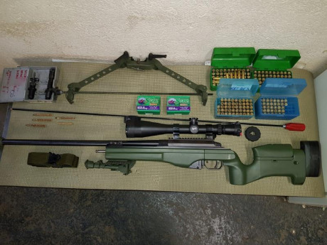 vendo sako trg 22
tiene 2950 disparos ,es negro pero pintado en verde 
regalo ,bipode harris
bipode autopropulsado
baqueta 21