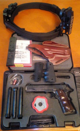 Pongo a la venta, (NO CAMBIOS) mí Taurus PT 1911 .45 ACP por 500 € con todo lo que se ve en la foto, que 02