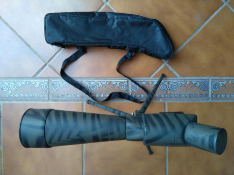Vendo por no usar visor terrestre marca Stavit de 20 a 80 por 70 mm. Incluye tripode y funda de transporte 20