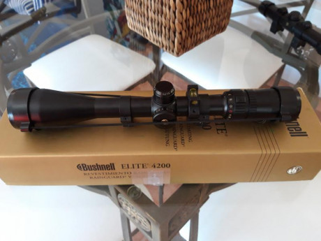 Buenas tardes.
Vendo este visor en perfecto estado y muy poco uso.
Su precio nuevo son casi 900€.

Lo 02