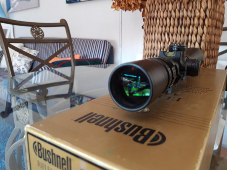 Buenas tardes.
Vendo este visor en perfecto estado y muy poco uso.
Su precio nuevo son casi 900€.

Lo 00