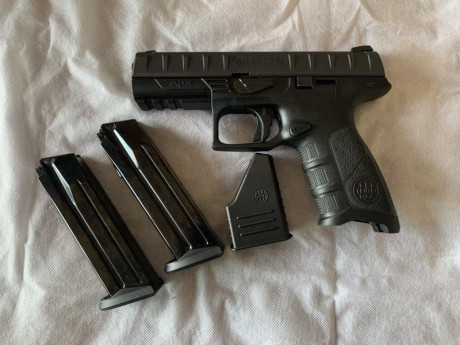 Vendo Beretta APX el estado del arma es nueva nueva es parte de un pago que me hicieron de la venta de 01