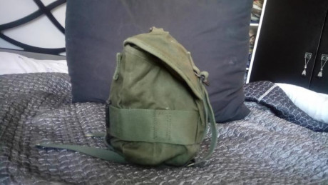 Mochila usada por ejército y Marines en la época de la Guerra de Vietnam. Fechada en 1969. El interior 02