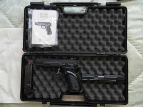 Hola. 

Un amigo vende una CZ75 9mm + el Kit Kadet del 22 por 450€. Gastos de envío por cuenta del comprador.

Todo 02