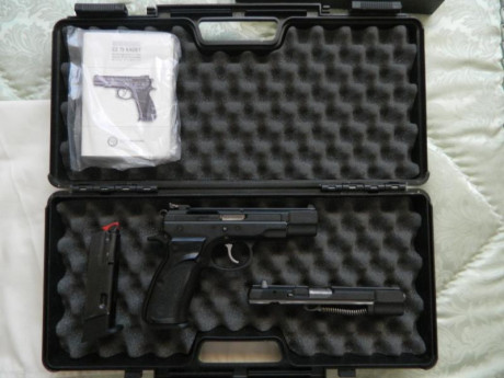 Hola. 

Un amigo vende una CZ75 9mm + el Kit Kadet del 22 por 450€. Gastos de envío por cuenta del comprador.

Todo 01
