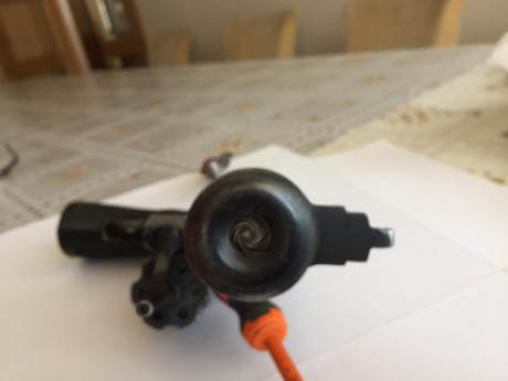   rebajado a  100 €   

Un amigo vende este revólver. Lo probé y me pareció muy suave y con la precisión 02