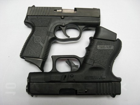 Estas son la pistolas subcompactas o back up que yo recomendaría si me fuera a compar una.

Primero la 152