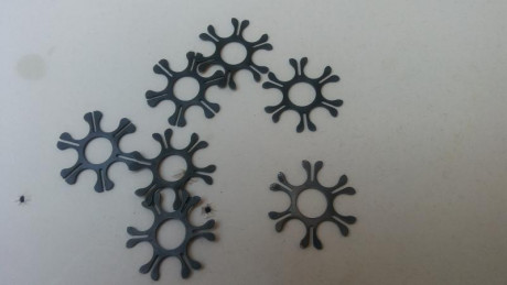 Hola a todos.
Vendo revólver de cuatro pulgadas de cañón marca ASTRA modelo .357 CTG con tambor adicional 20