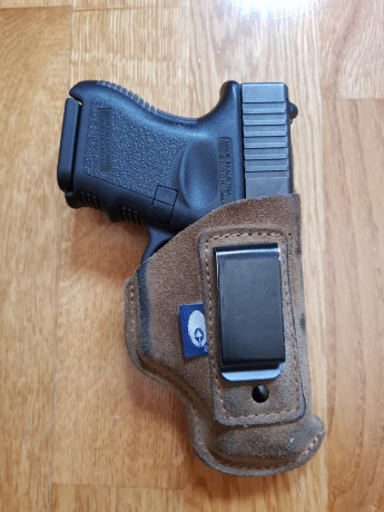 Se vende arma particular Glock 26 3ra generación 
Maletín original con accesorios de serie e instrucciones
Cargador 21
