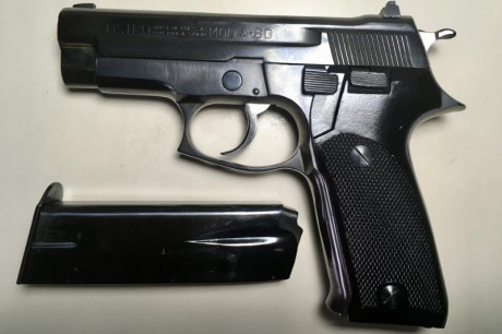 Hola compañeros, tengo una pistola Astra A-80 del 9mm pb, que compré como capricho porque a pesar de los 00