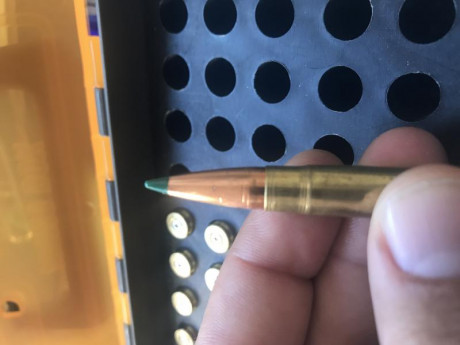 Pues eso alguno esta recargando este calibre podría dar algunos datos de recarga hay pocas tablas o ninguna 121