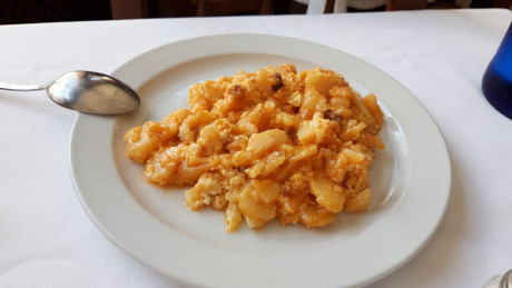 Hoy para comer acelgas hervidas y chuletón de vaca gallega vieja con seis semanas de maduración en cámara 10