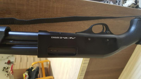 Buenas tardes.

Vendo escopeta del 12.76 magnum, marca AGM.
Guiada en A.
Adjunto fotos.
Poco uso, apenas 01