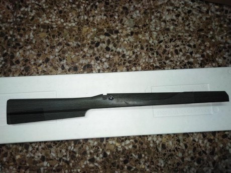 Vendo, culata para las acciones redondas ANSCHÜTZ  1913, 64 y 54 ,marca CICOGNANI.  Viene con cantonera 02