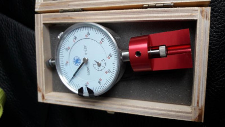 vendo util para hacer lotes en la municion  de similar espesor del culote en la municion 22lr.Precio 50 00