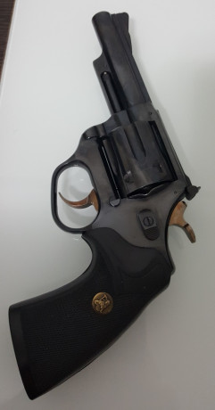  *******VENDIDO*******

*******EL REVOLVER HA SIDO VENDIDO******* 

Vendo o cambio un revolver del que 20