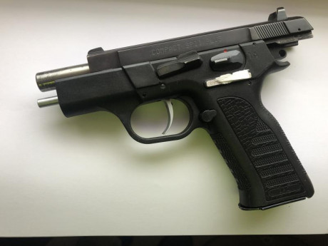 Vendo pistola sps compac plus 9 mm con disparador de tanfoglio de simple acción,también podría cambiar 01