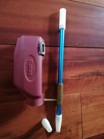 2 Baquetas calibre 308 y 22 con sus puntas correspondientes, 30 euros las  2, usados 2 o 3 veces. 00