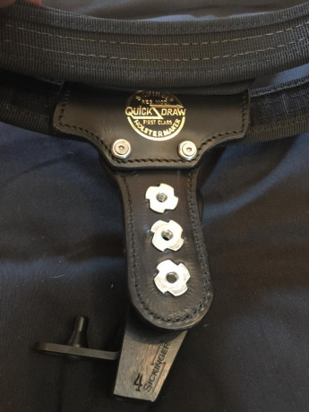 Usado solo una vez para sacar el título, es para Glock se uso con una 17 y una 19, val para cualquier 00