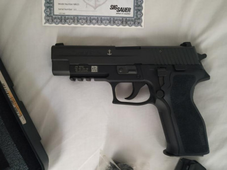 Lo dicho vendo esta Sig Sauer p 226 MK 25 la sig hecha para los US NAVY SEALS este modelo se caracteriza 01