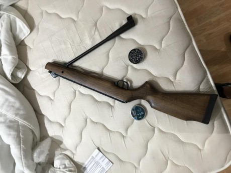 Buenas gente,Pues busco una carabina Pcp, a ser posible un pack,calibre 5.5,Bomba,Carabina,Que sea mira 110