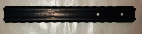 Se vende este magnífico rail picatinny para la instalación de visor/punto rojo en escopeta.
Está especialmente 01