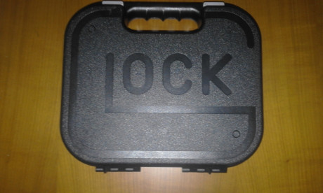 Cachas para pistola Star DKL, en nacar con botones damasquinados en oro, con juego de tornillos niquelados, 21