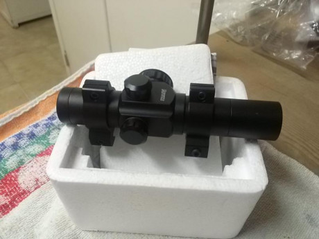 UN HK3204 RD 25

 25€  

UN HK3109 SPORT DOT

 15€ 

Mas porte a la peninsula de 5€.

En perfecto estado 00